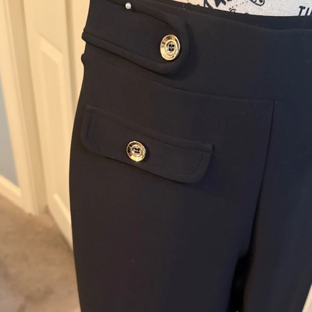 Black pants - Picture 2 of 3